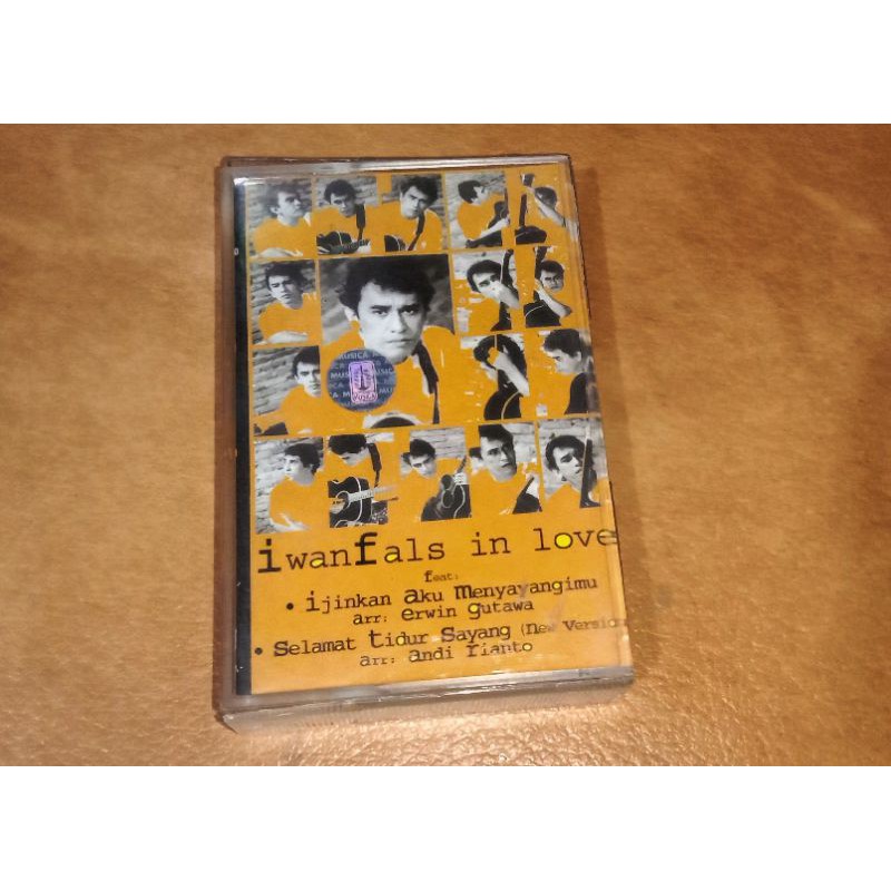 kaset Iwan Fals