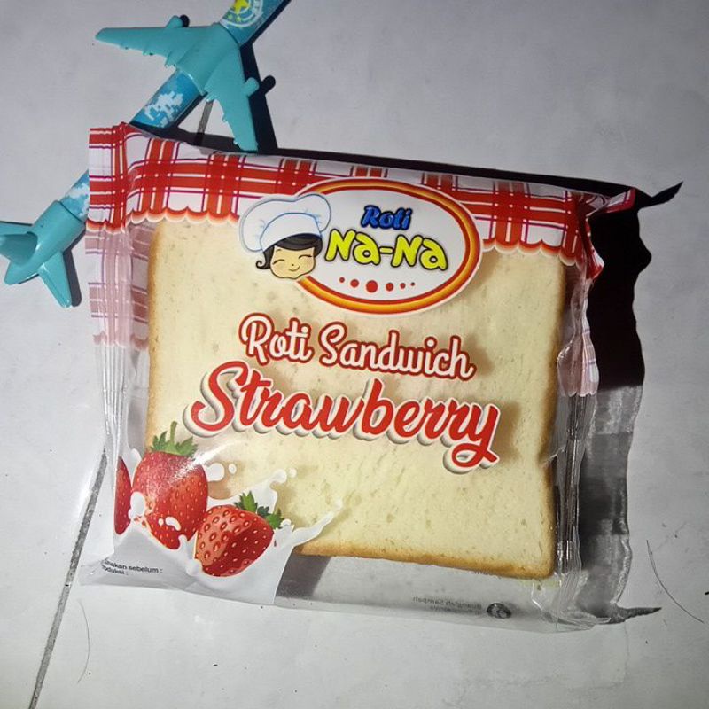 

Roti Sandwich Straberry