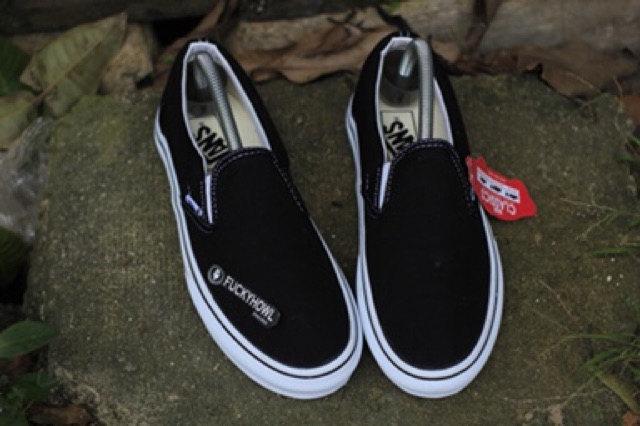 Vans Slip On Classic Black White