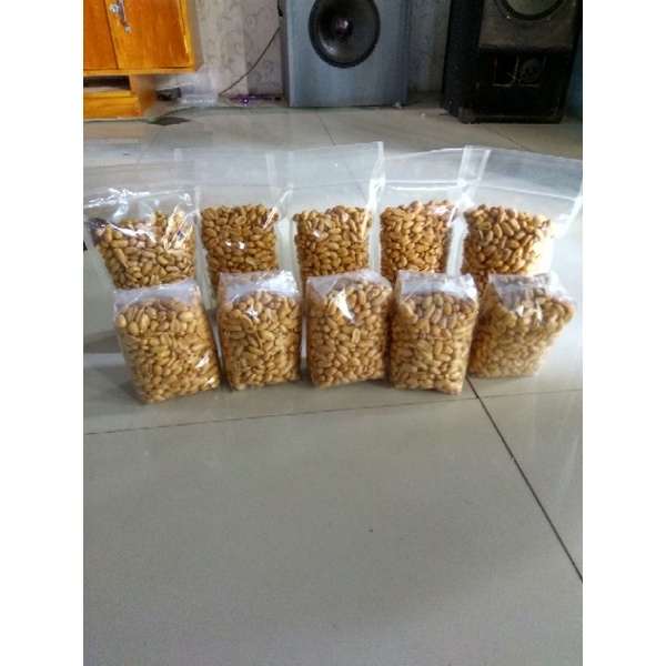 

Kacang rasa bawang kemasan 1 kg rasa bawang