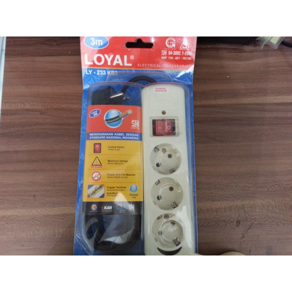 Loyal Stop Kontak + Kabel 3m + Saklar / Olor / Multicord Bagus SNI