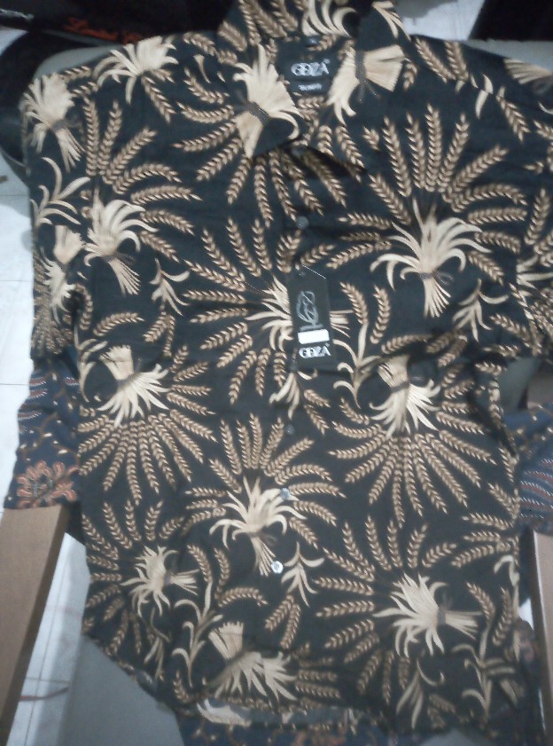 Odza Baju Atasan Kemeja Batik Pria Modern Slim Fit Solo Lengan Panjang Didikia