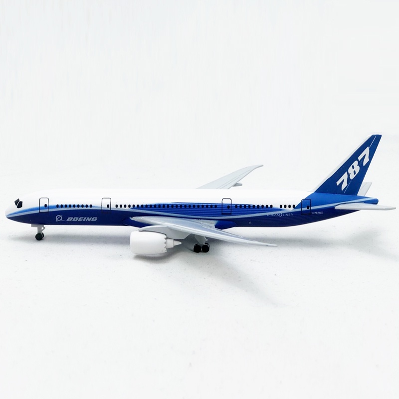 Boeing 787 B787 Miniatur Diecast Pesawat Terbang Impian Bahan Metal 20CM Untuk Dekorasi Mejakoleksi