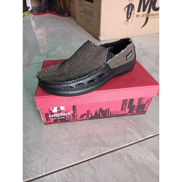 ardiles slip on