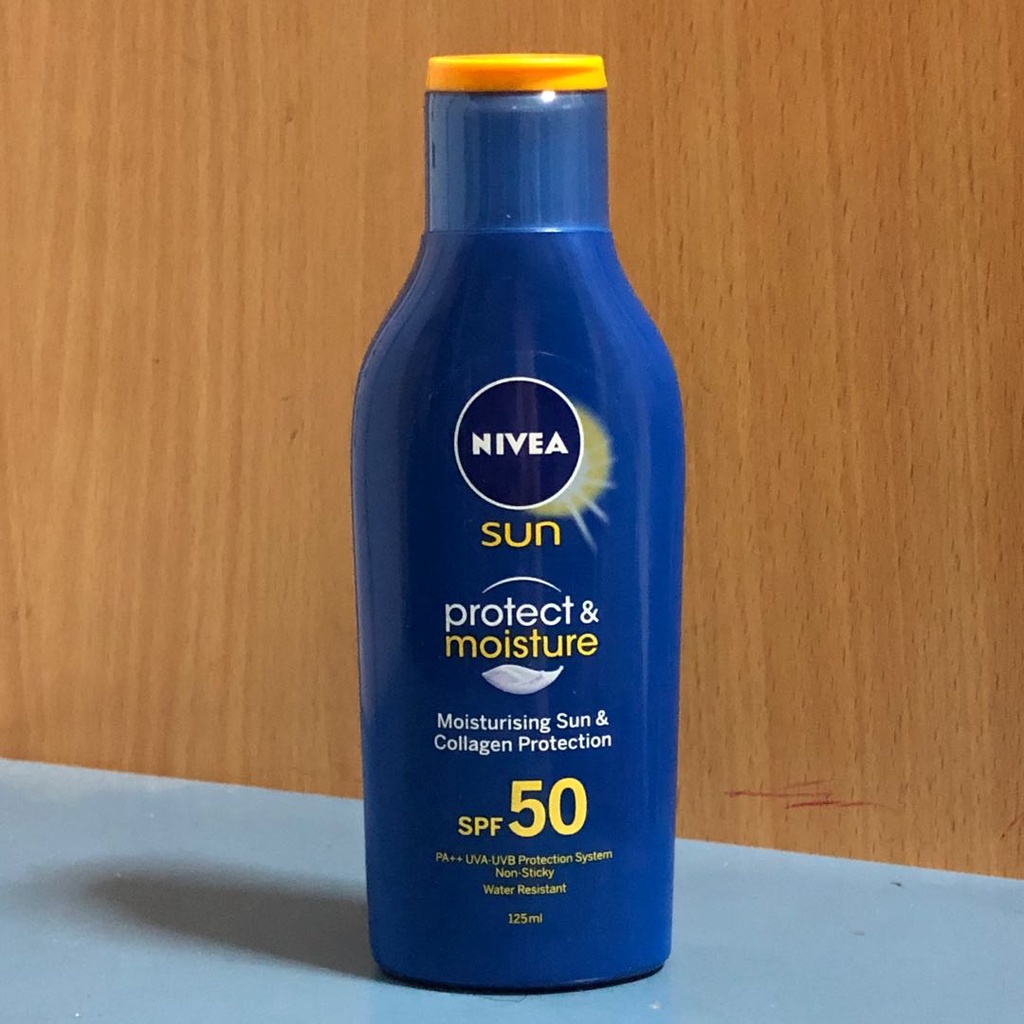 Sunblok NIVEA Sun Sun Protect &amp; Moisture Lotion SPF 50 - 100 ml - BPOM Halal Kemasan Biru - Sunscreen  Tubuh Suncreen Sunscren Suncren tabir Surya Sunblock Sunblok Wajah Sun creen Sun blok