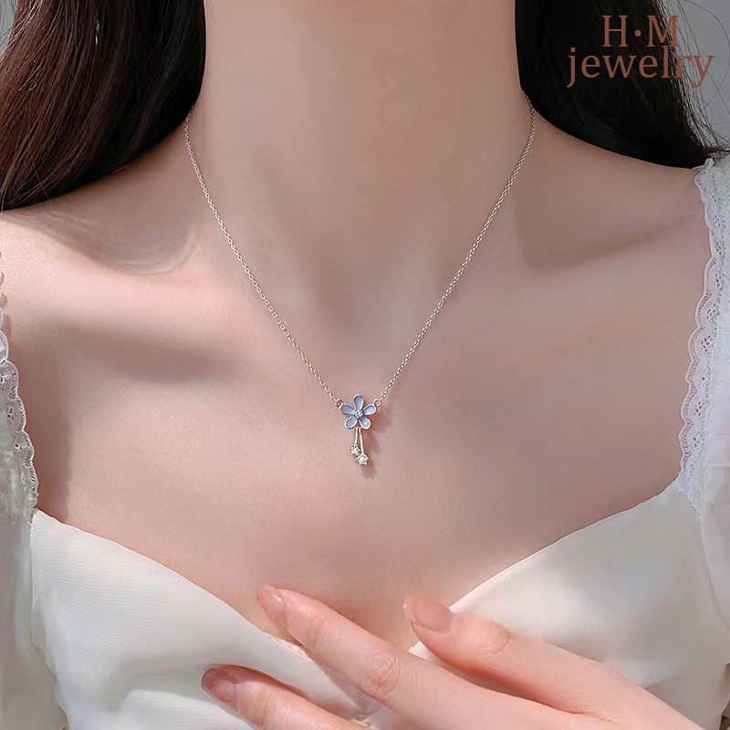 Kalung Collarbone Desain Bunga Biru Untuk Wanita