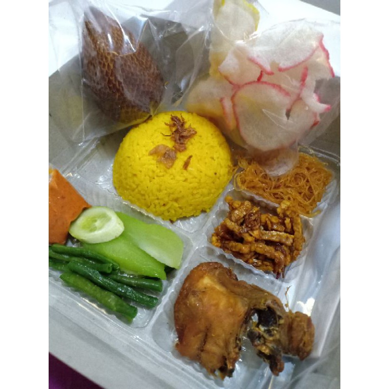 

Nasi Kuning Istimewa