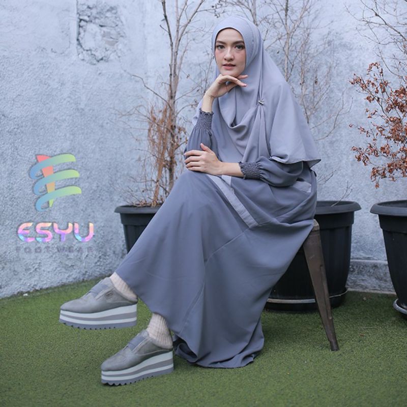 SEPATU BUSTONG WEDGES - HALONA SERIES ESYU FOOTWEAR
