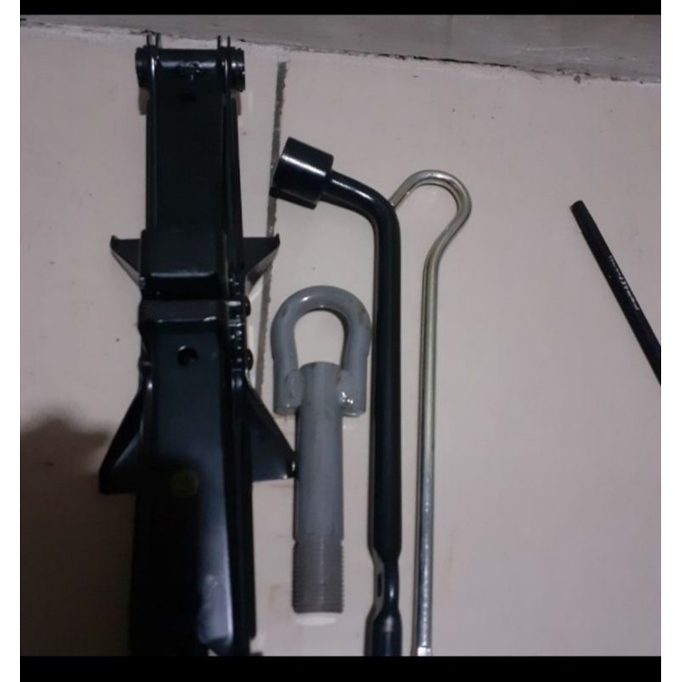 dongkrak mobil.calya.sigra.agya