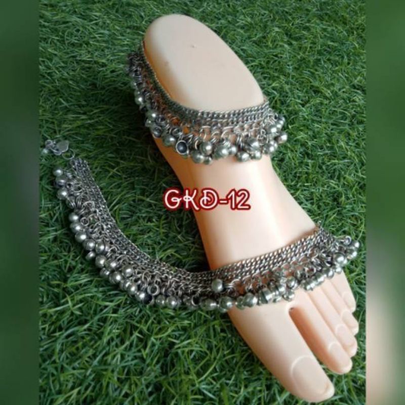 Gelang kaki india