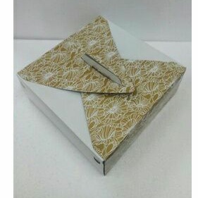 

Box Kembang Gold + Handle 25 x 25 x 9