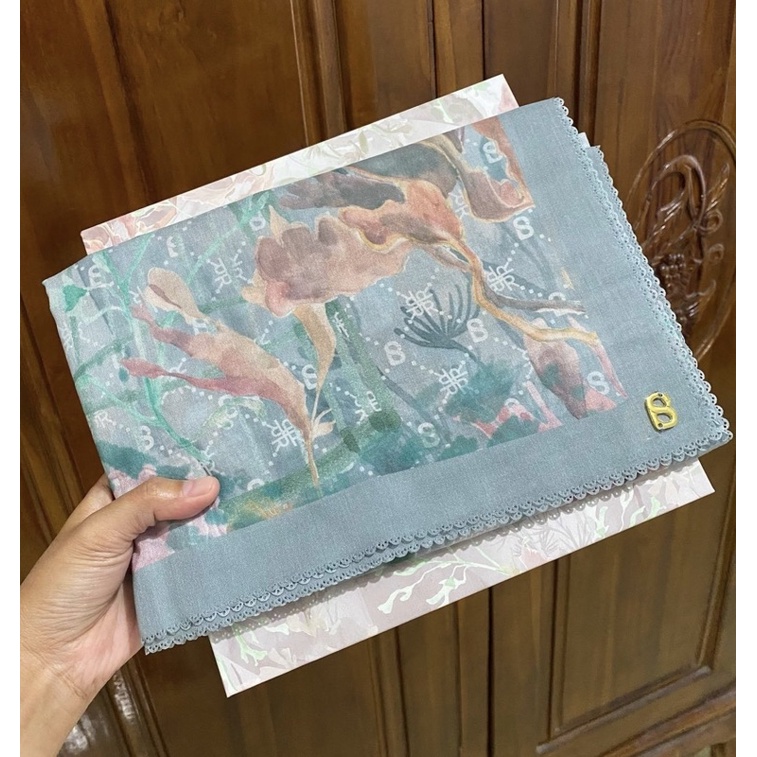 xanadu jade buttonscarves