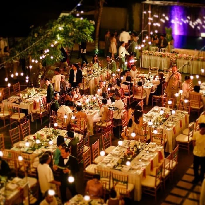 LAMPU GANTUNG 20 METER 40 FITTING