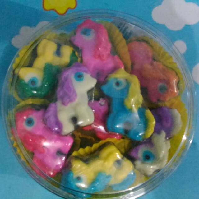 

Coklat little pony