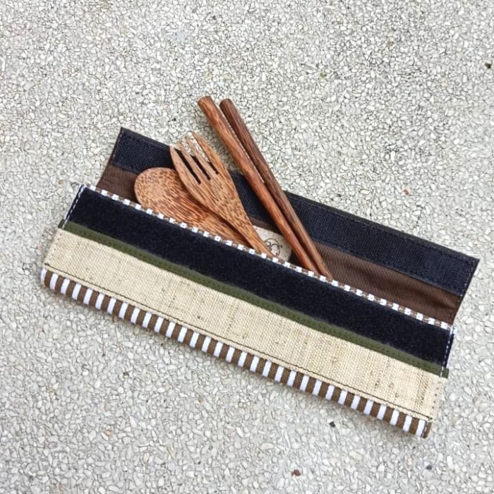 Cutlery Set - Cutlery Set: Sendok, Garpu, Sedotan, Sikat Sedotan, Sumpit Kayu