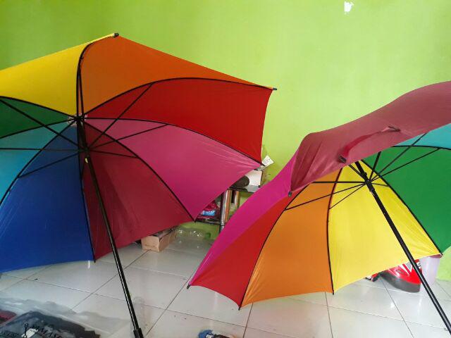 Payung Warna Warni Pelangi Jumbo