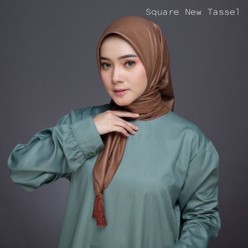 Square New Tassel by ALISHA