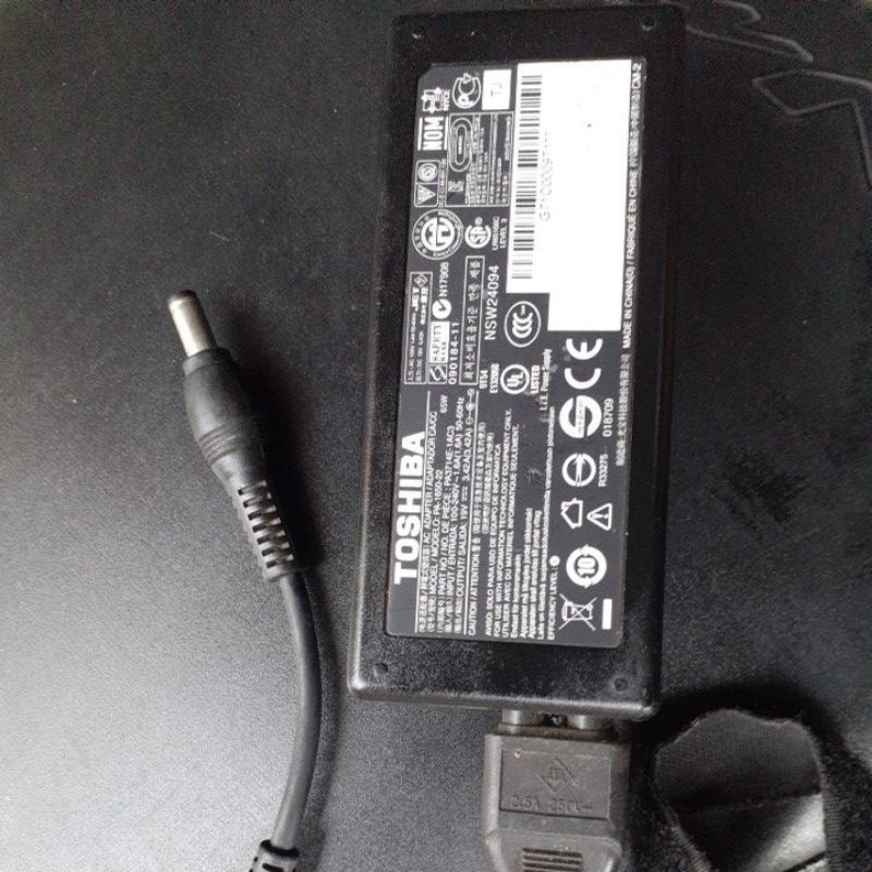 charger laptop toshiba