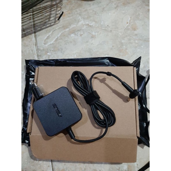 Charger Laptop Asus