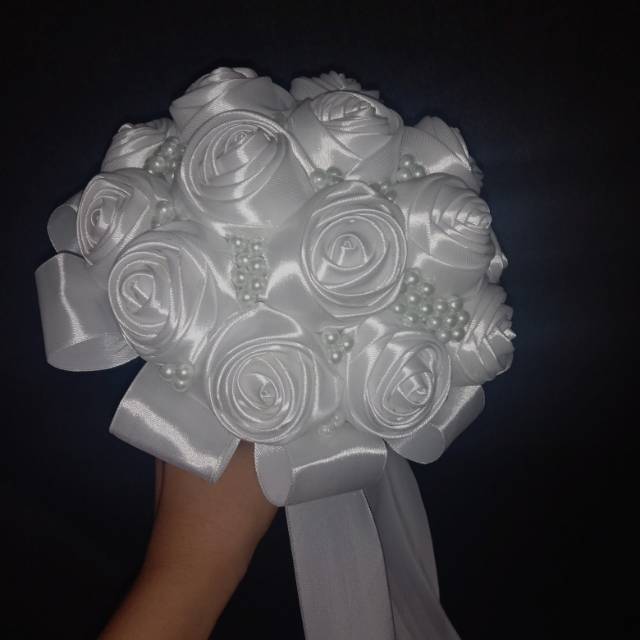 

Buket pengantin pita satin / buket murah / wedding bouquet / buket putih