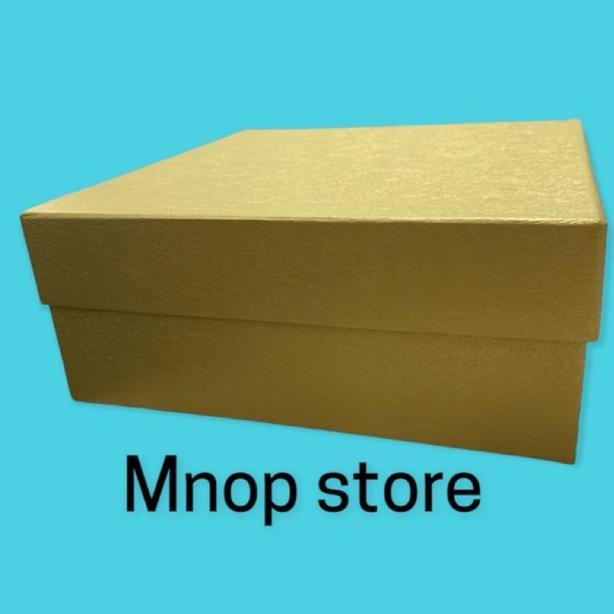

Kotak Kado 22 X 22 Tinggi 9 Cm / Kotak Kue