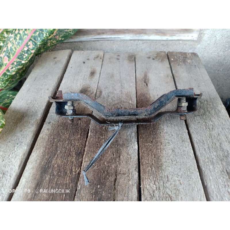 BRACKET/PANGKON JOK YAMAHA YT 115 ORIGINAL