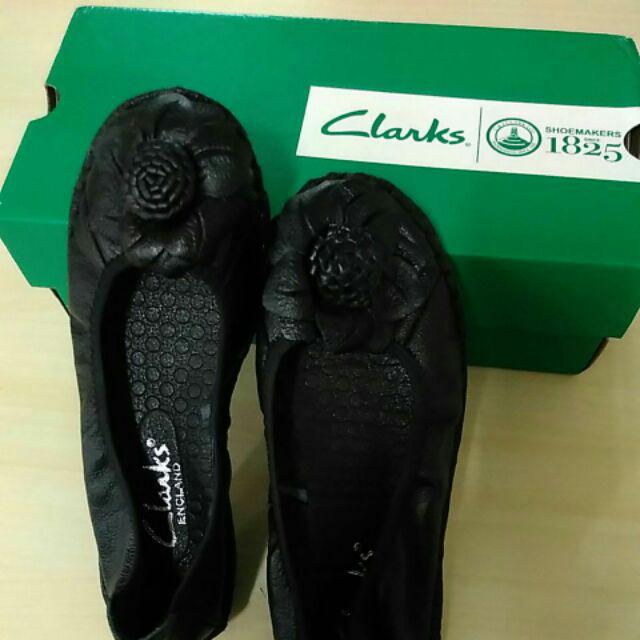 New Sepatu Clarks Wanita  Kulit Asli