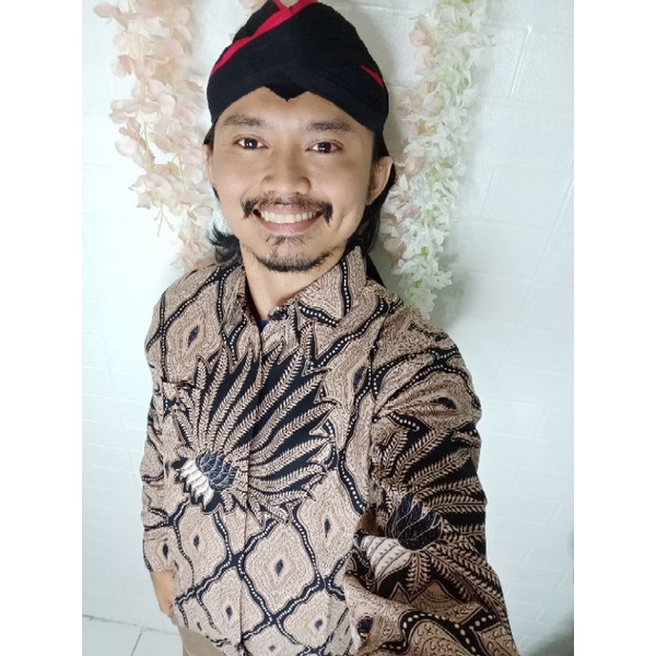 PARI SEIKET MOCCA BATIKSOLOAMANAH KEMEJA BAJU BATIK PRIA SOLO LENGAN PANJANG PENDEK LAPIS FURING ATASAN BATIK PREMIUM MODERN KATUN HALUS KEJORA SHEILA ADELIA TUNIK KONDO SALMA UNGU NAGARI NAGA BUANA BIMASETYA RADENMAS PEKSI GANDA BOKOR LAWASAN GURDO IJO