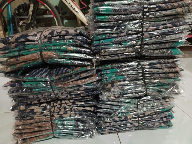 Kemeja Batik Pria Lengan Pendek Size M L Xl Xxl Katun Batik Halus Atasan Batik Pria Seragam Barik