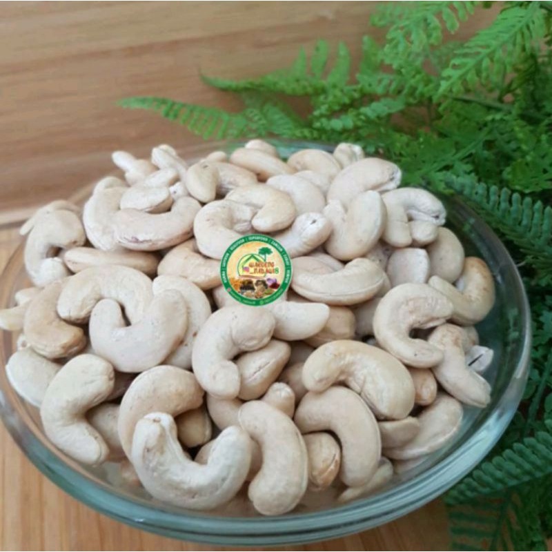 

Roasted Cashew Nut / Kacang Mede Panggang / Kacang Mete 250 gram