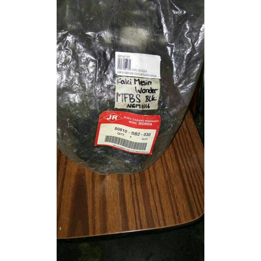 ENGINE MOUNTING CIVIC WONDER BELAKANG