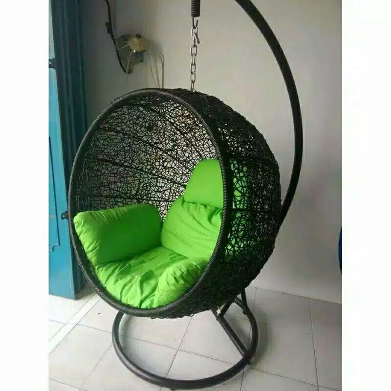 AYUNAN GANTUNG BULAT ROTAN SINTETIS