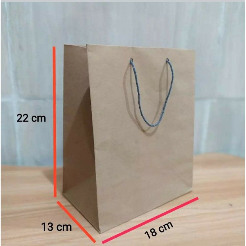 

Paper bag R5 BB polos ukuran 18x13x22