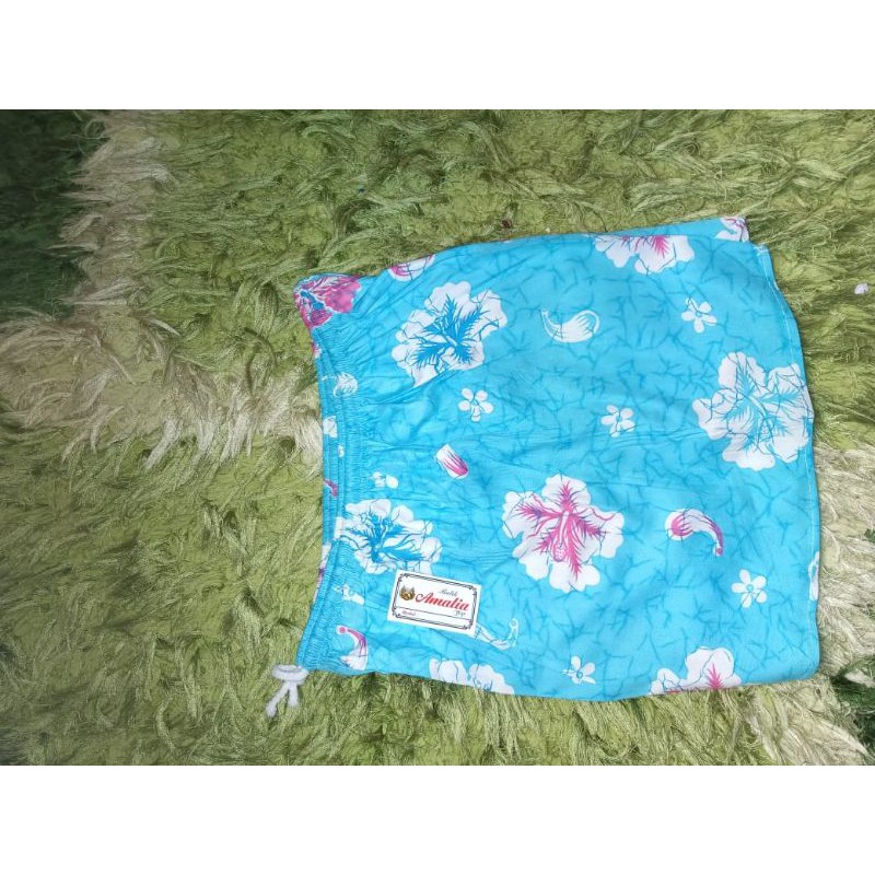 Izz store31 | CELANA PENDEK MOTIF BUNGA / CELANA KOLOR / CELANA KOLOR WANITA & PRIA