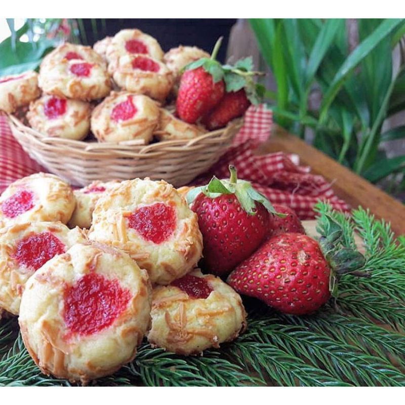 

Kue Thumprinth strobery