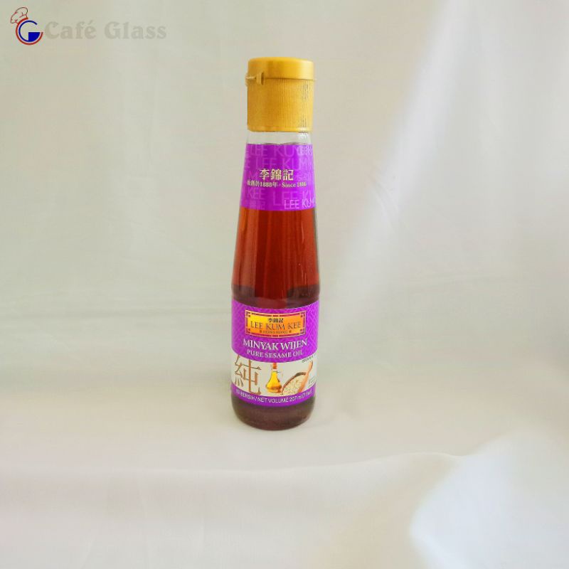 

Minyak wijen Lee kum kee 207ml