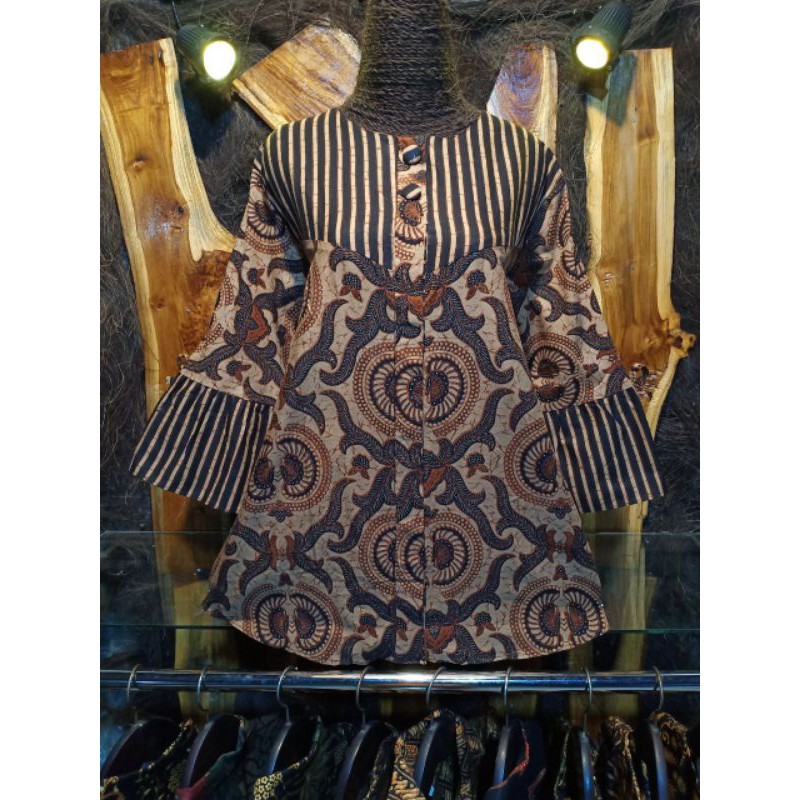 Blouse batik tradisional butik