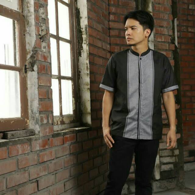 Kemeja koko larvawear two-D by dhini aminarti Dimas seto