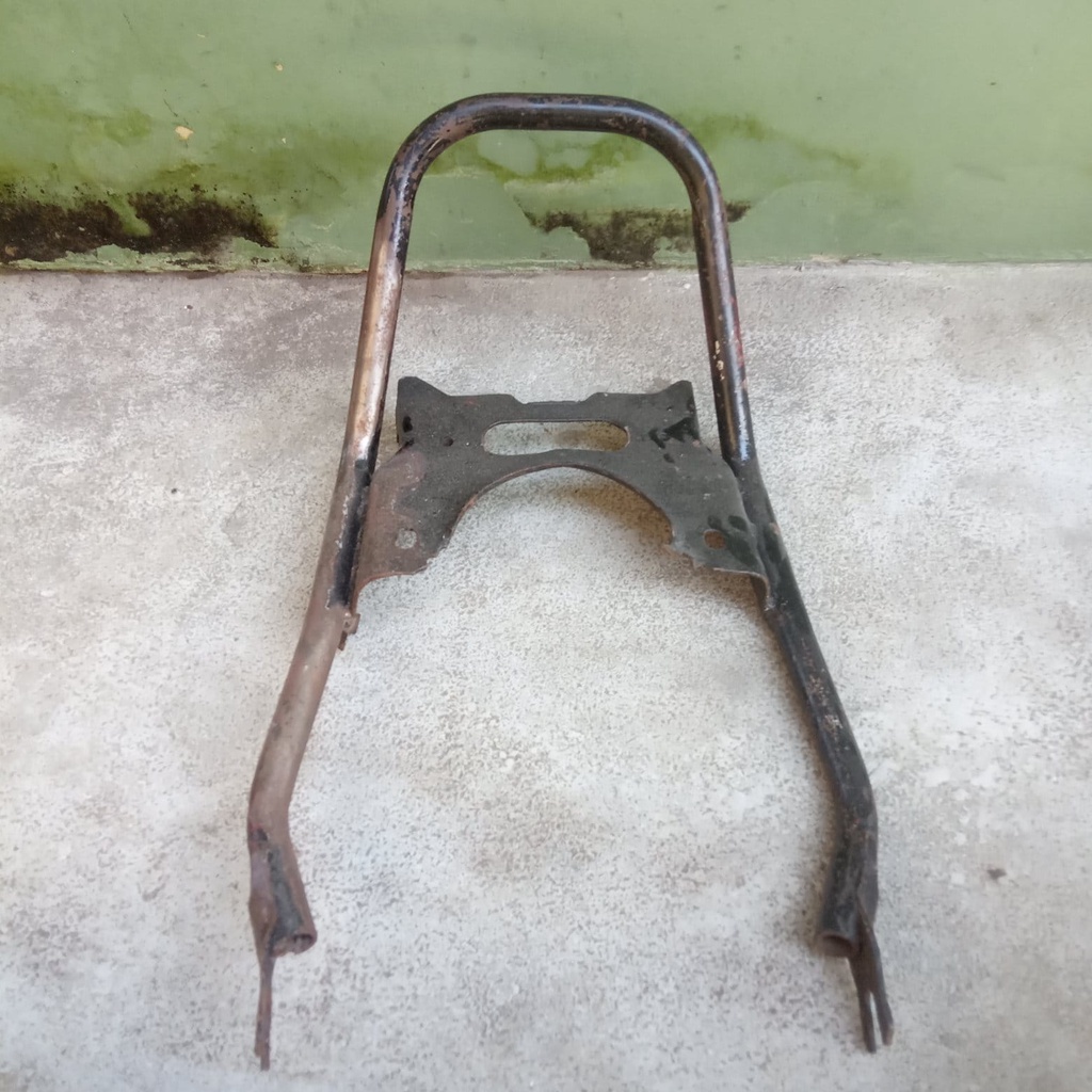 Begel behel sisi belakang yamaha Rx-King original yamaha