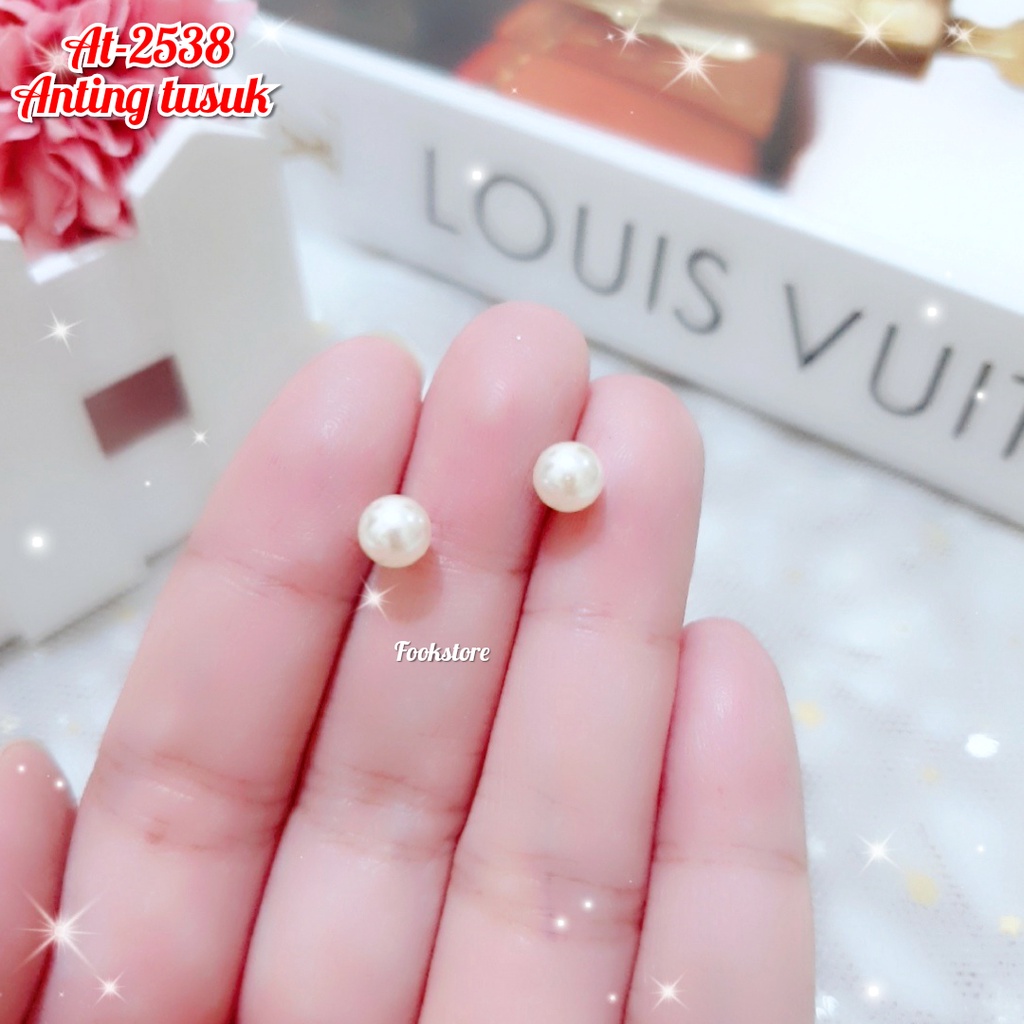 TERLARIS ANTING TUSUK BULAT PERMATA ZIRCON/ WARNA EMAS