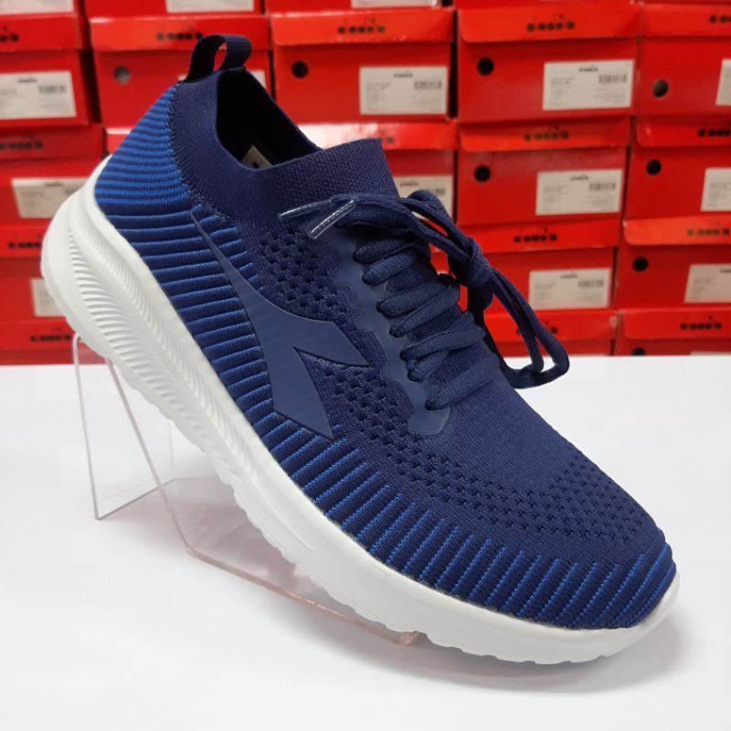 SALE Diadora alba navy original
