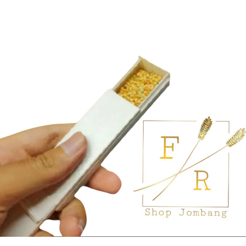 Pointer box burung tempat pakan latih burung