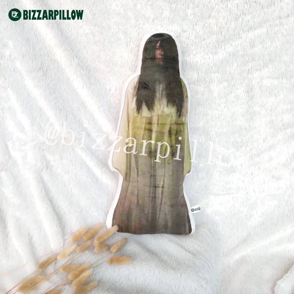 Bizzarpillow Bantal Motif Hantu Pocong Kuntilanak Size M BZ143