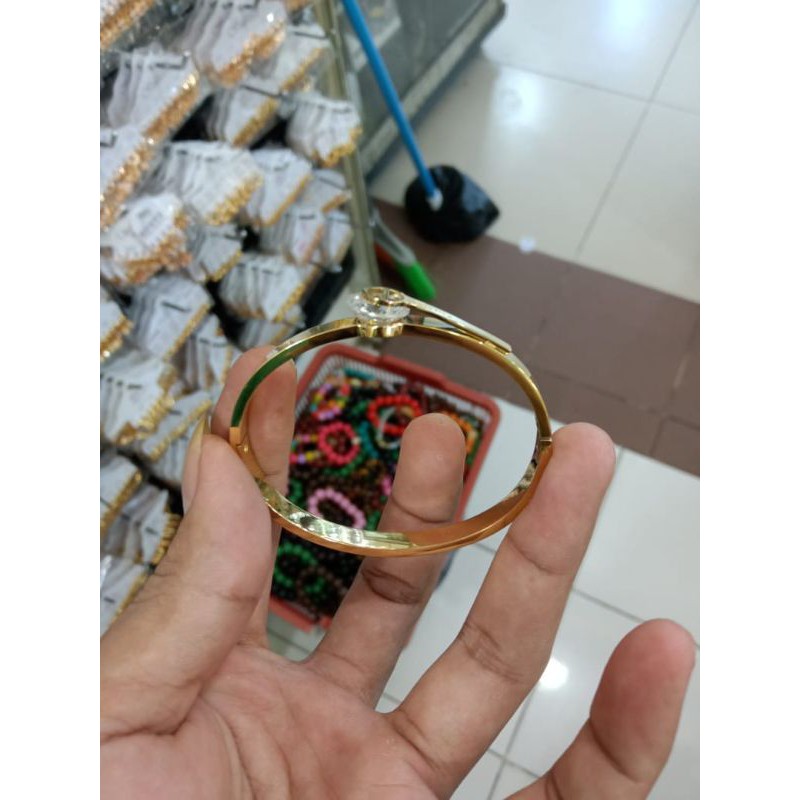 gelang tangan cartir titanium cantik