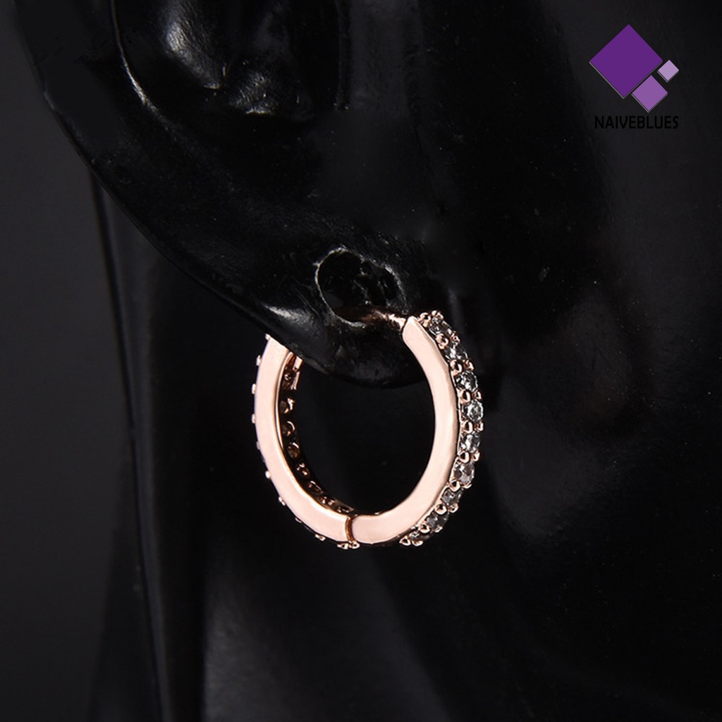 Anting Stud Bentuk Lingkaran Mini Aksen Berlian Imitasi Untuk Wanita