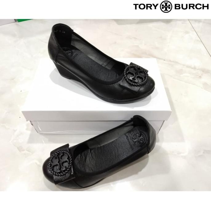 Sepatu Wanita Tory Wedges 5 Cm / Sepatu Clarks DISKON