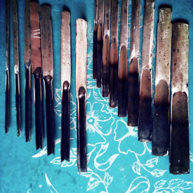 Alat ukir pahat ukir kayu per mobil terjamin kualitas Platinum jenis Kol dan coret satu set