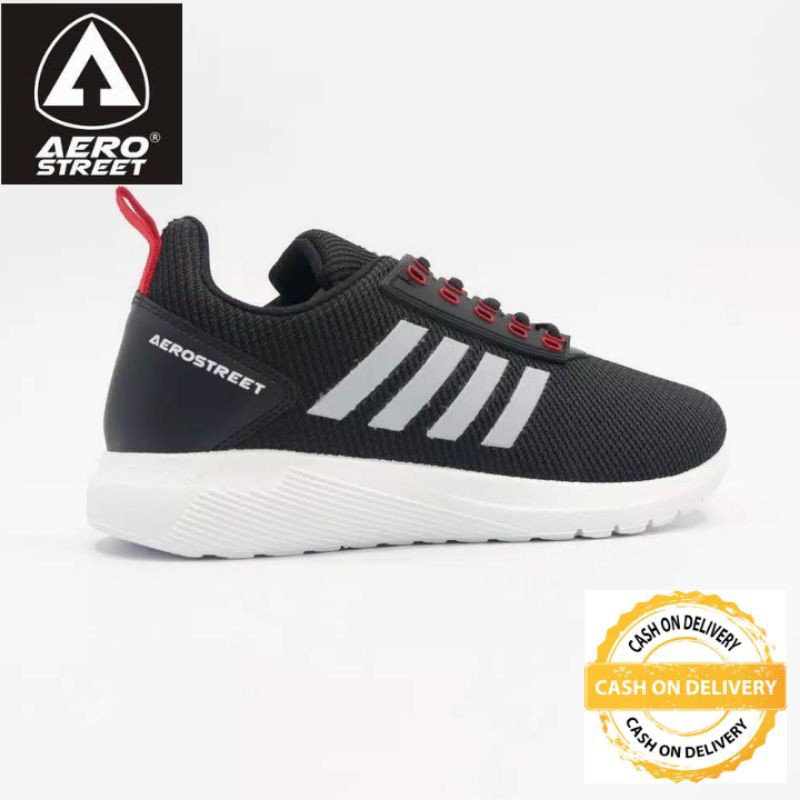 SEPATU RUNNING AEROSTREET BLACK