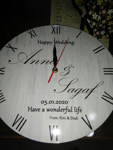 Jam Dinding Murah Kado Nikahan Ultah Kelulusan Custom