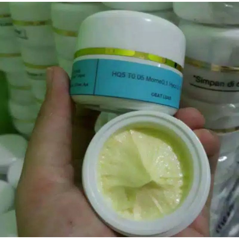 

Cream HTMH 0,05 Label biru apotek pesona anggun